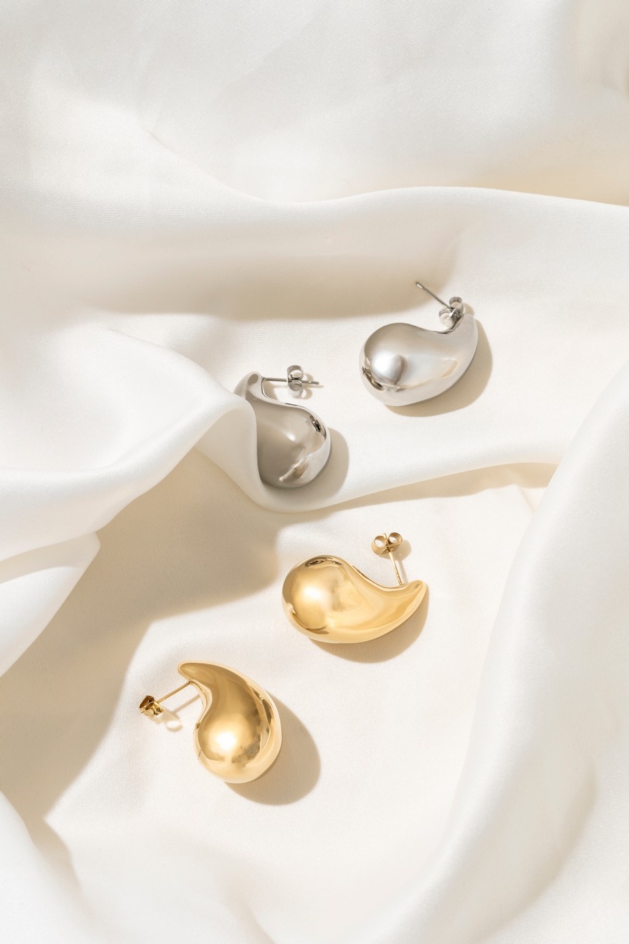 Product image from our instagram feed:  instagram.com/steelxjewelry