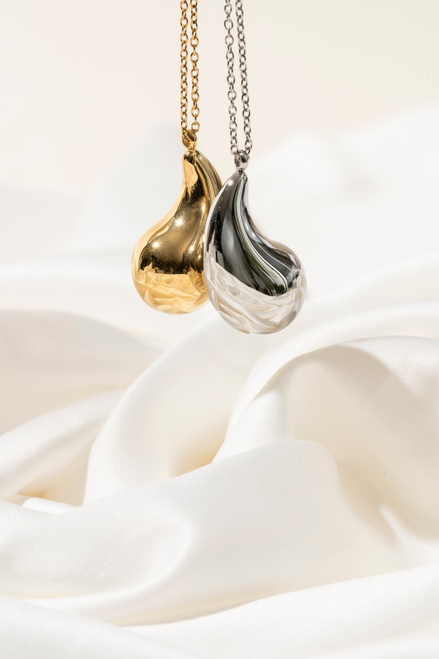 Product image from our instagram feed:  instagram.com/steelxjewelry